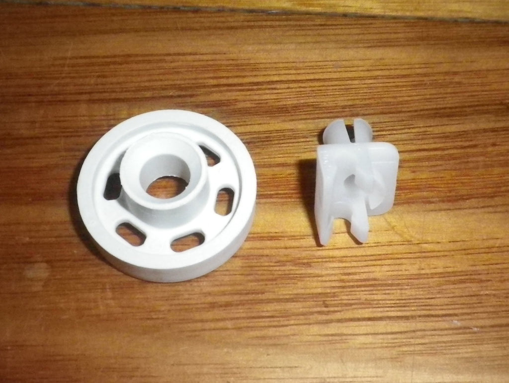 AEG Early Favorit Dishwasher Lower Basket Wheel Part 4055259651