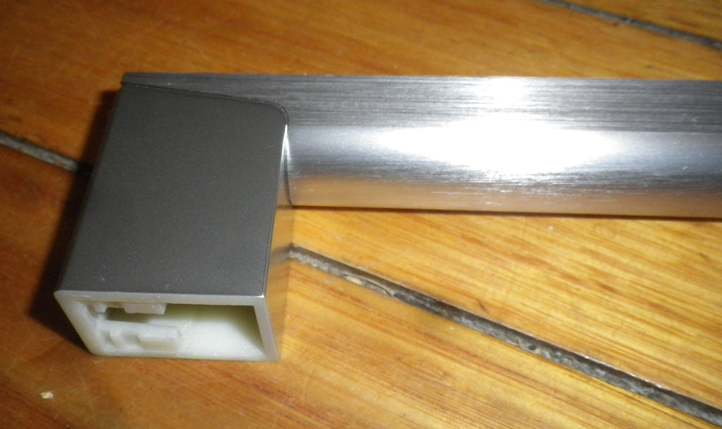 Electrolux EQE6807SDNAU Silver Fridge Door Handle Part FHNDA224C