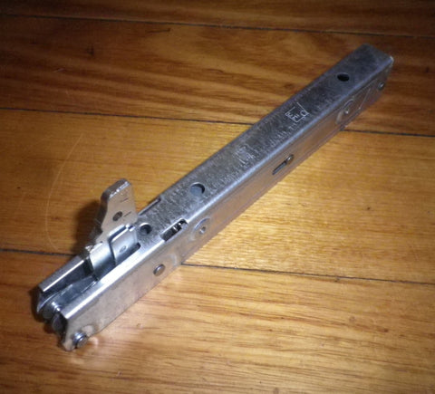 Whirlpool, Ariston Underbench Oven Door Hinge - Part # 480121100261, SE209