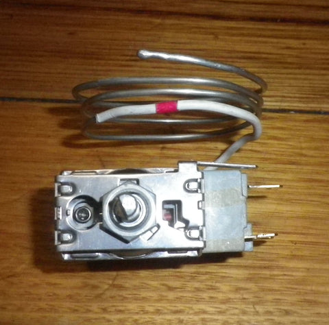 Used Inalto, Midea Fridge Thermostat - Part # SP10800, WDFE28Z-L2