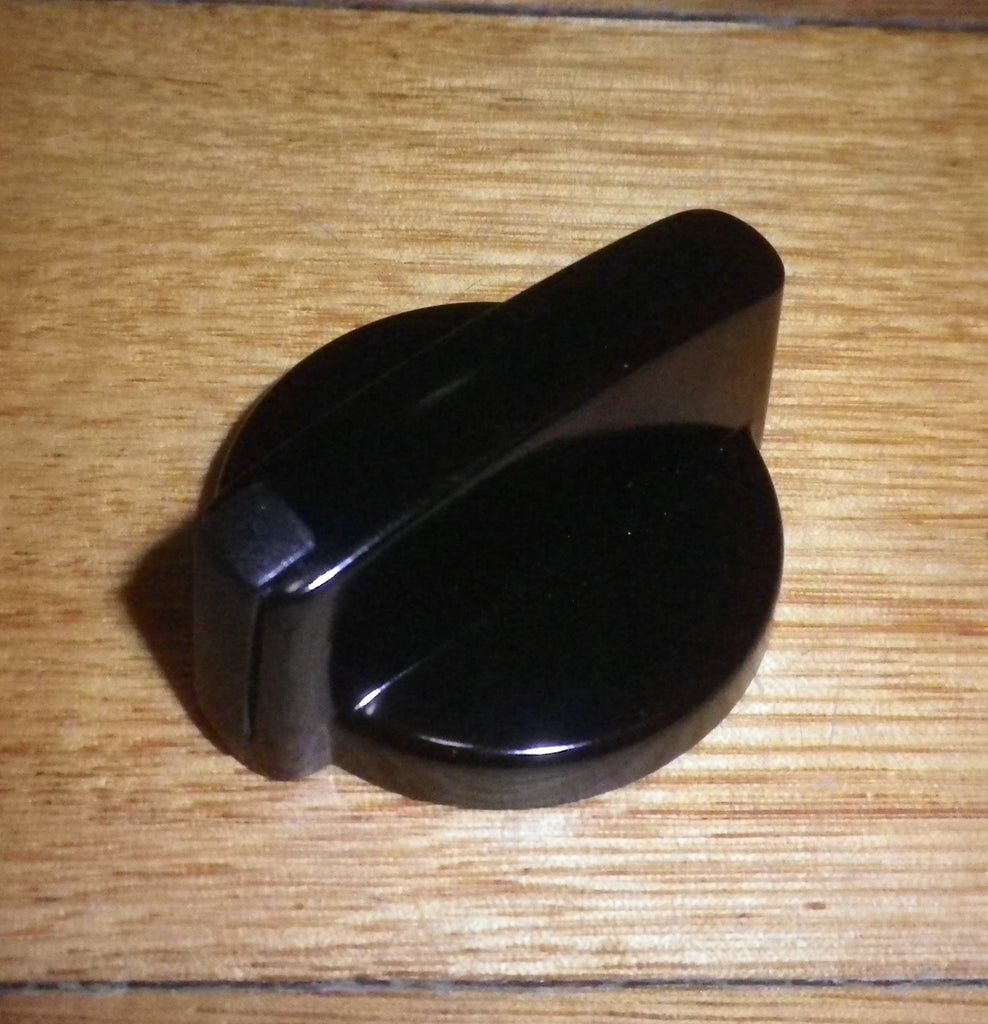 Westinghouse PHR395U Black Cooktop Control Knob Part 305552501