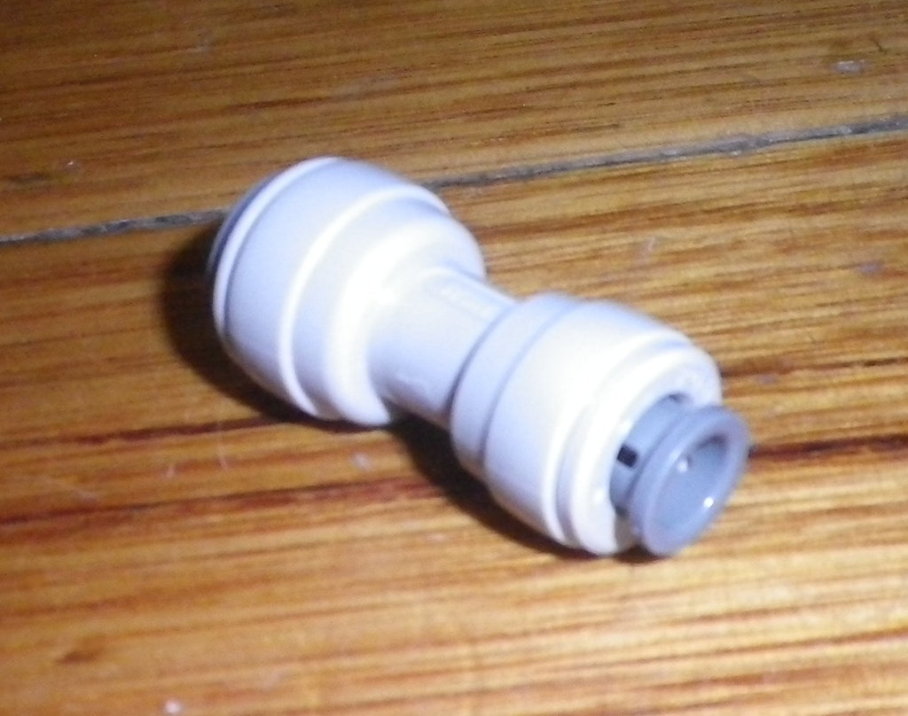 LG Fridge 5/16" to 1/4" Water Hose Reducing Coupling / Joiner Part