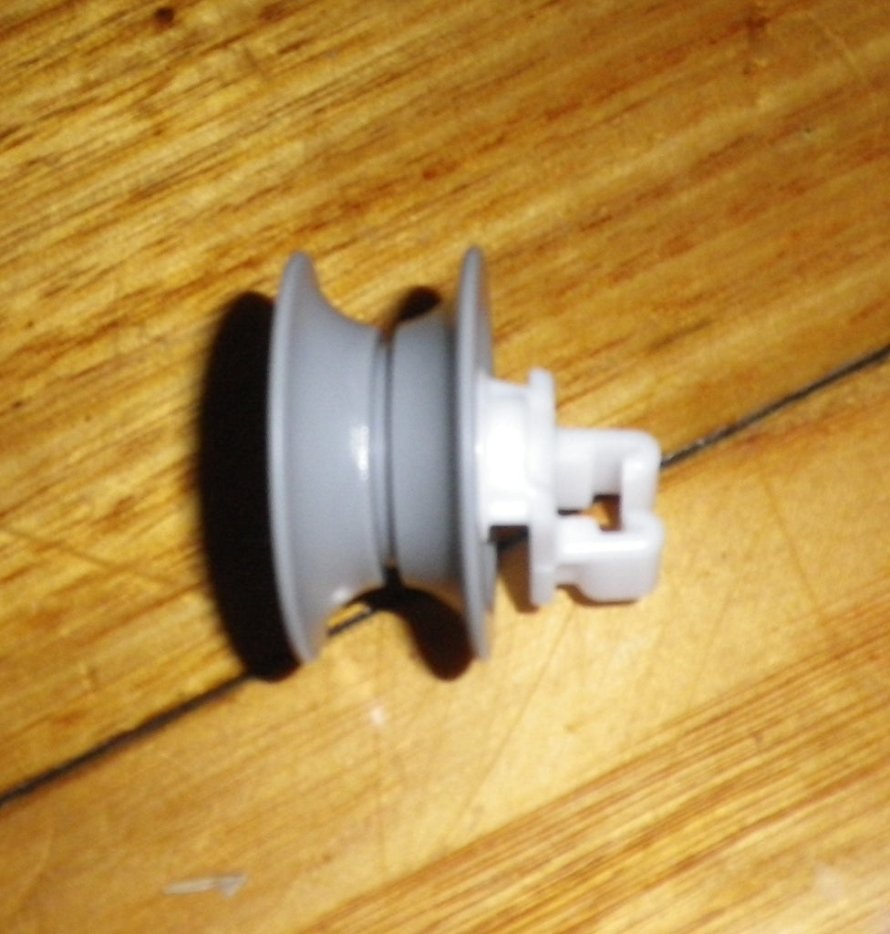Bosch SMU Series Dishwasher Upper Basket Wheel Part 611666 Allfix