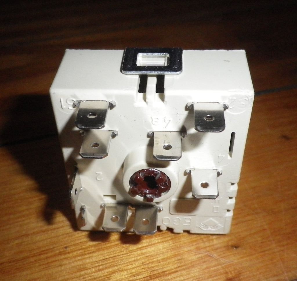 Smeg Dual Zone Hotplate Simmerstat Control - Part No. 816810339, 10.55 ...
